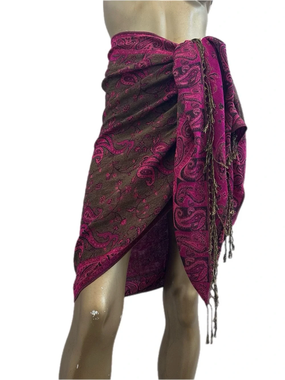 100% Pashmina reversible scarf with fringe Magenta Paisley Reversible 71x27.5